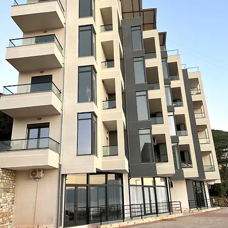 Amla Mia Vlora